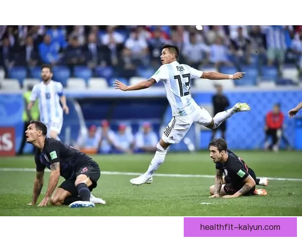 西班牙在2012欧洲杯中的表现稳健，续写辉煌历史。